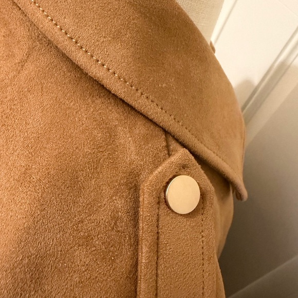 Candace Cameron Bure Camel Faux Suede Jacket - Picture 3 of 6